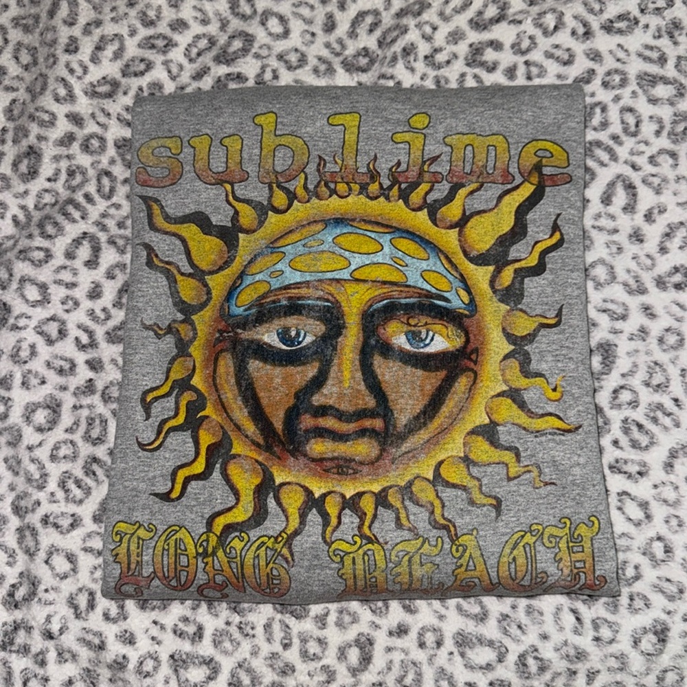 UO sublime crew neck gray